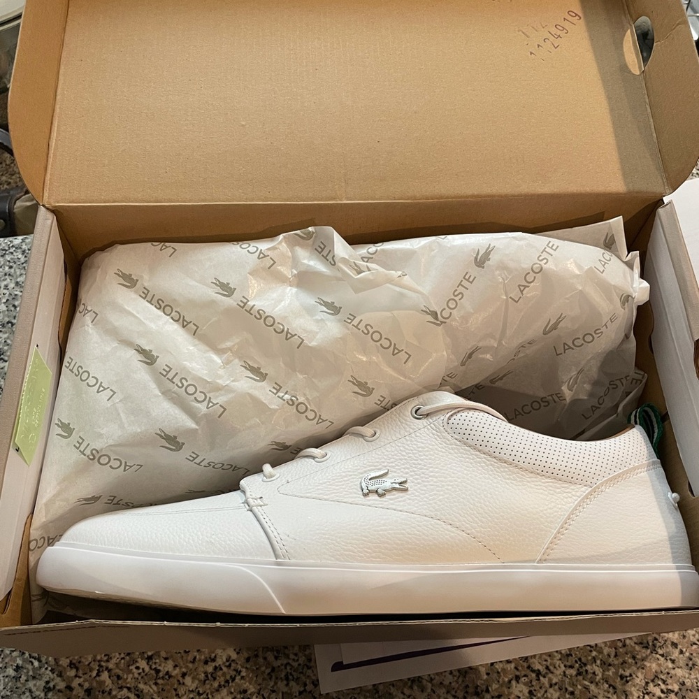 Men’s Lacoste Bayliss White Shoes - Picture 2 of 6